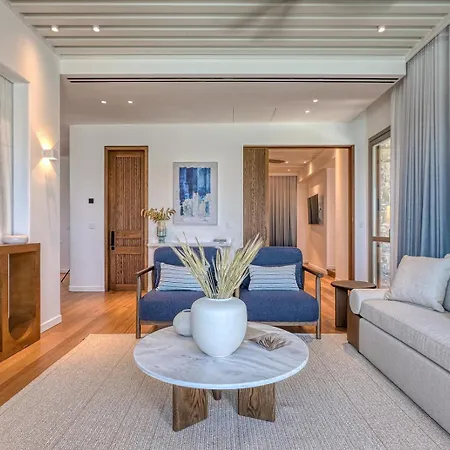 Avant Mar Paros מלון