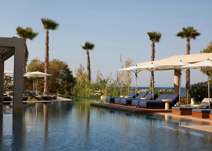 Avant Mar Paros Науса