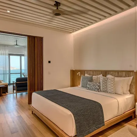 Avant Mar Paros Naousa